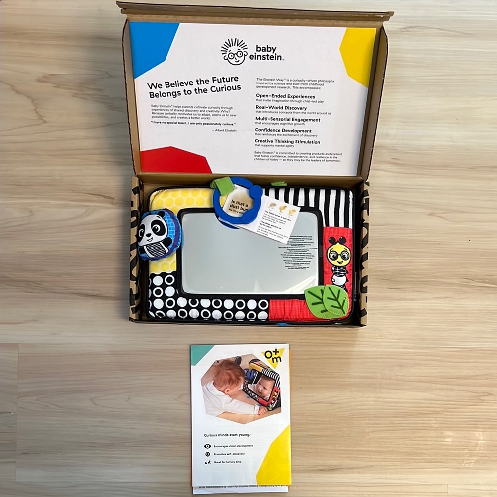 Baby Einstein | Flip For Art High Contrast Floor Mirror with Activity Cards